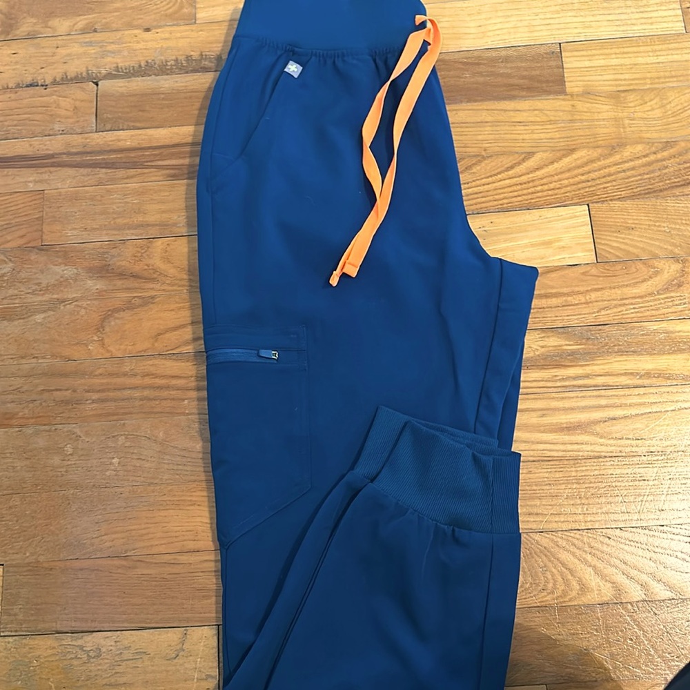 Figs Zamora scrub pants